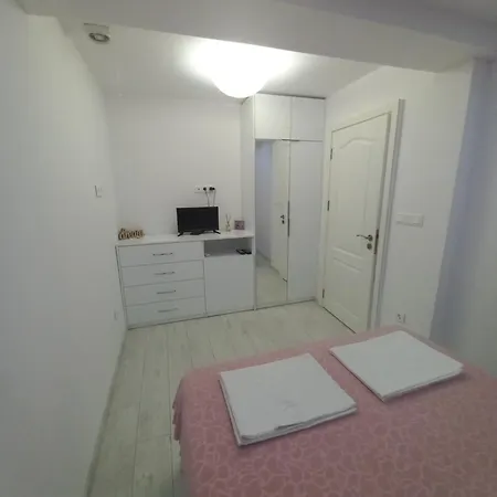 Krisiya In Apartment Burgas